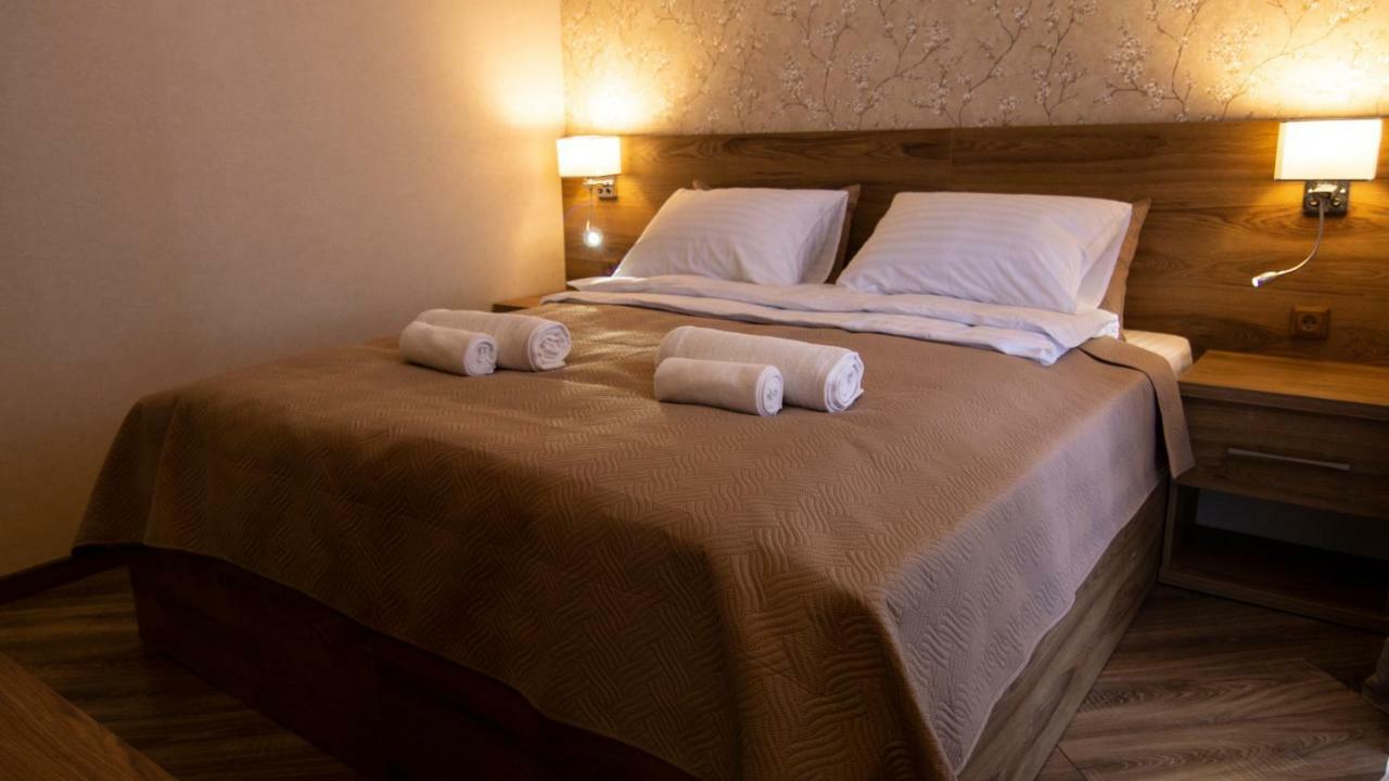 Luxury Aparthotel 5Rooms In Tbilisi Center Exterior photo